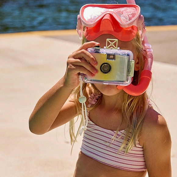 SUNNYLIFE Ombre Underwater Camera - Picture 3 of 6